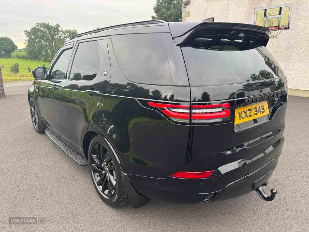 Land Rover Discovery R-dynamic S Black #8