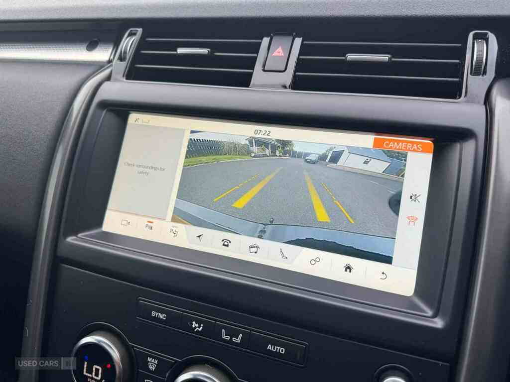 Land Rover Discovery R-dynamic S Black #9