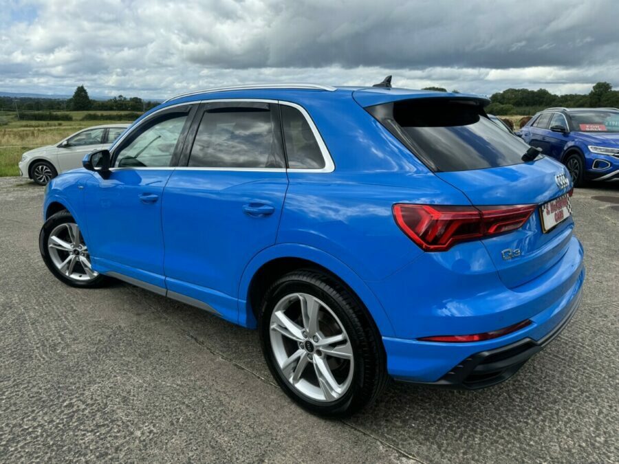 Audi Q3 35 S-line Dsg 2.0 Tdi  #2