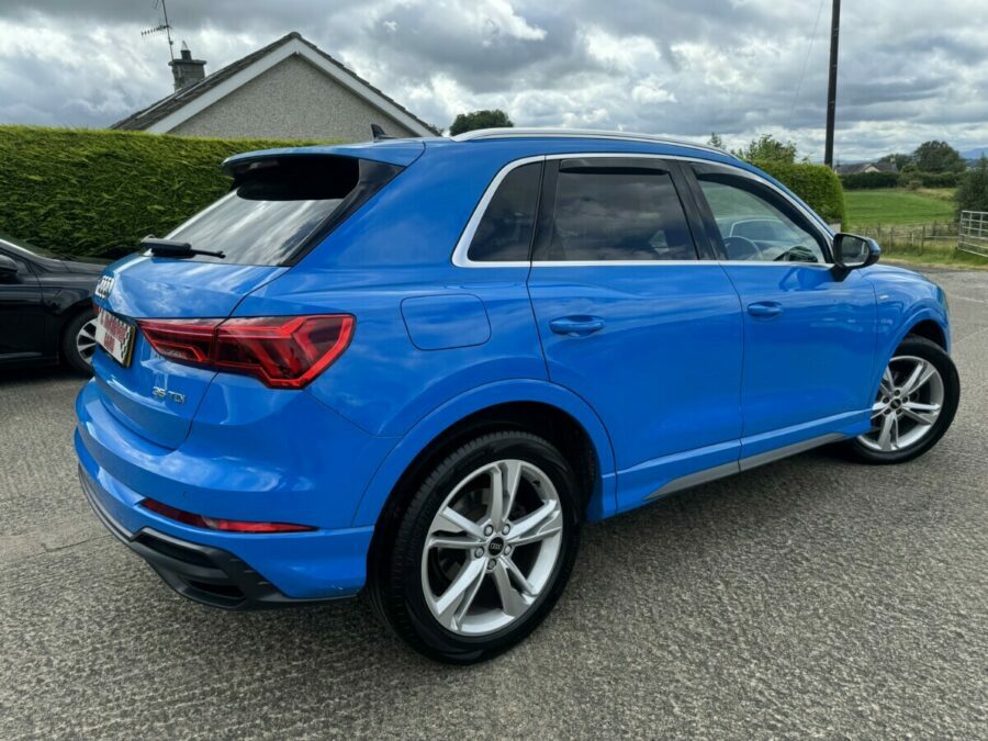 Audi Q3 35 S-line Dsg 2.0 Tdi  #4