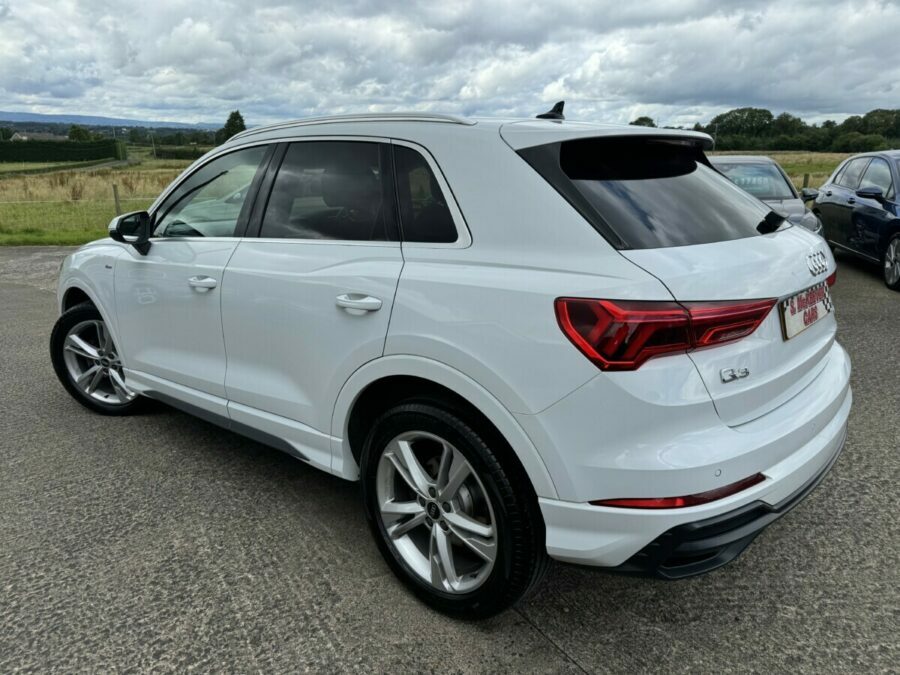 Audi Q3 35 S-line 2.0 Tdi  #2