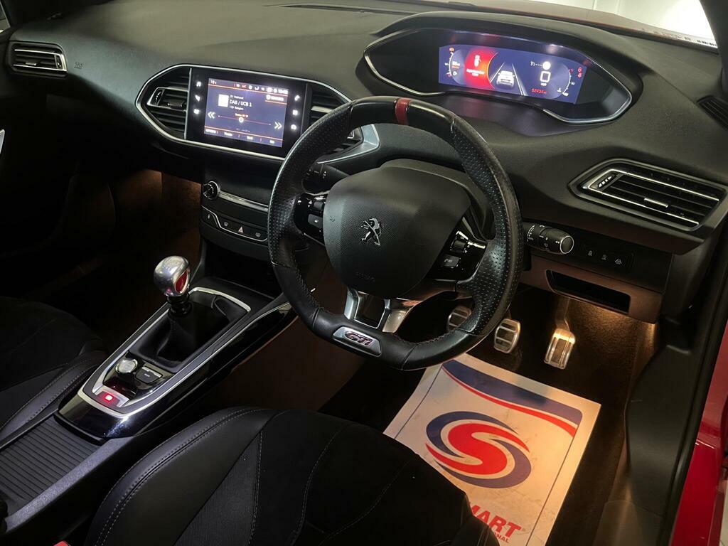 Peugeot 308 1.2 Puretech 130 Allure Digital I-cockpit Red #13