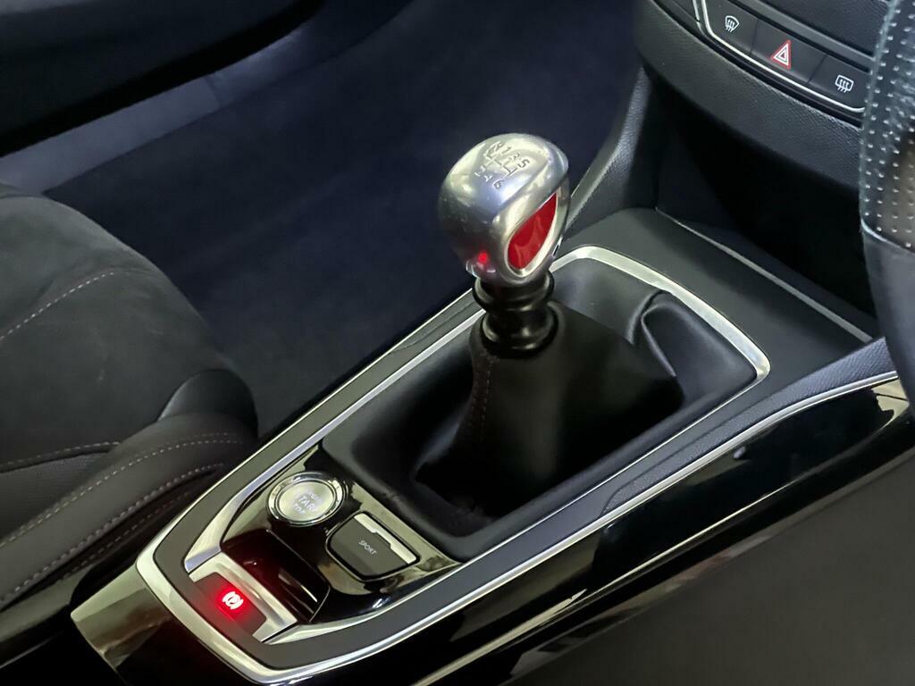 Peugeot 308 1.2 Puretech 130 Allure Digital I-cockpit Red #22