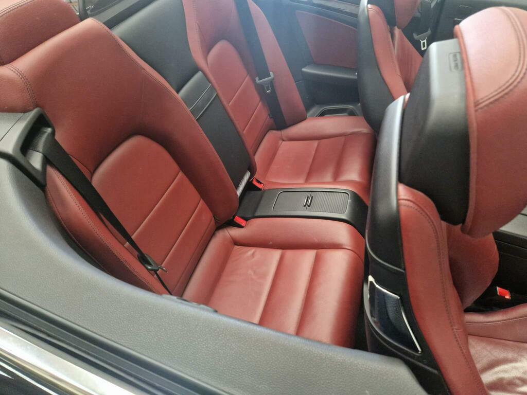 Mercedes-Benz E Class Blue #16