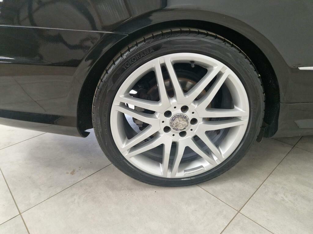 Mercedes-Benz E Class Blue #22