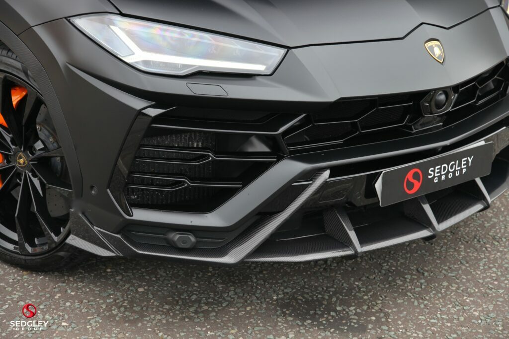 Lamborghini Urus Estate Grey #10