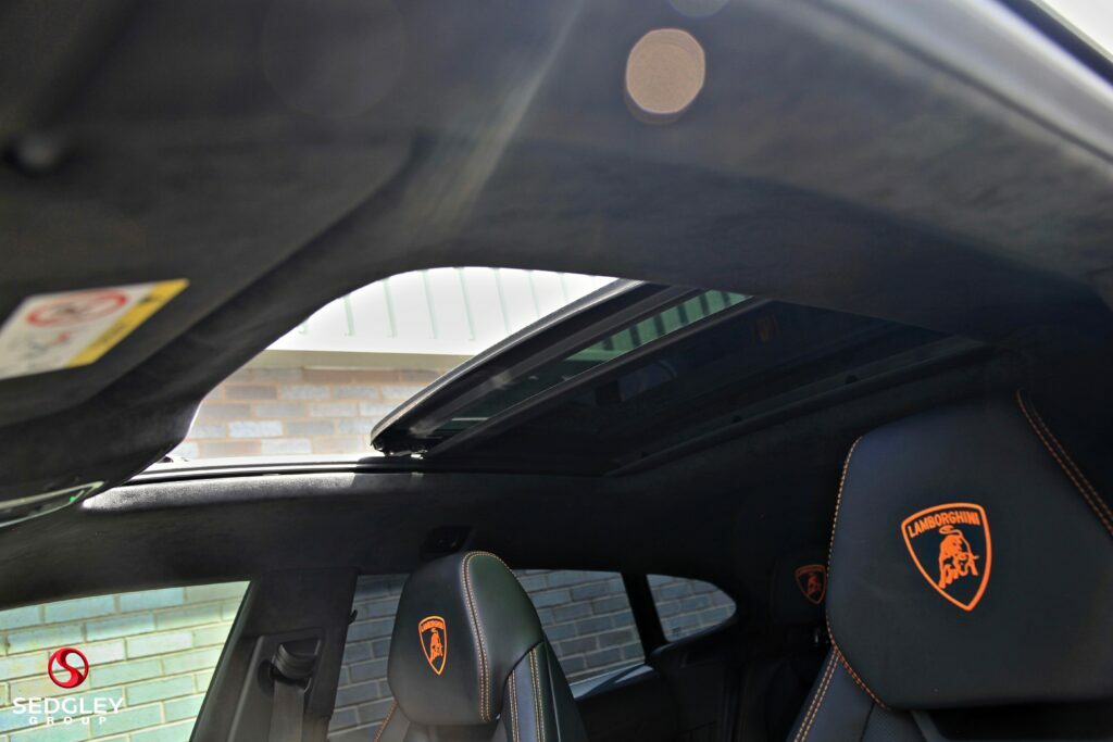 Lamborghini Urus Estate Grey #20