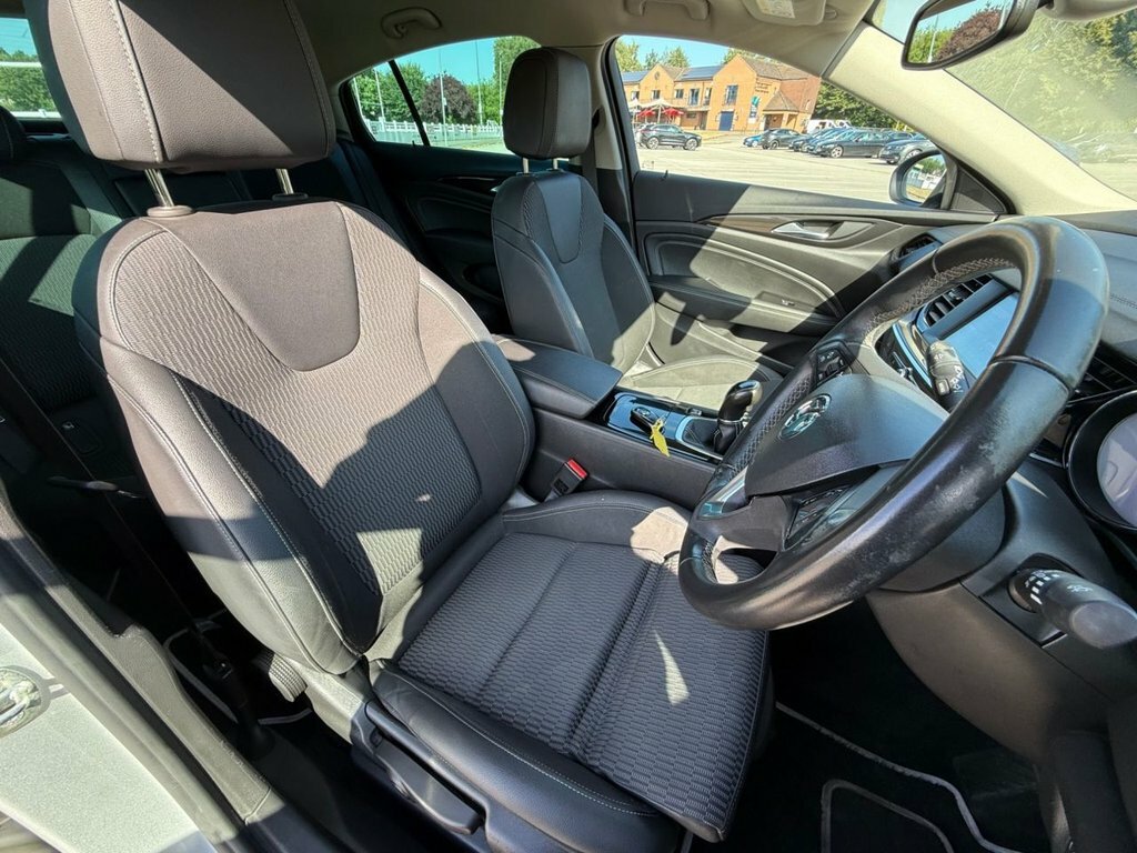 Vauxhall Insignia 1.5L Sri FN18VYV Silver #3