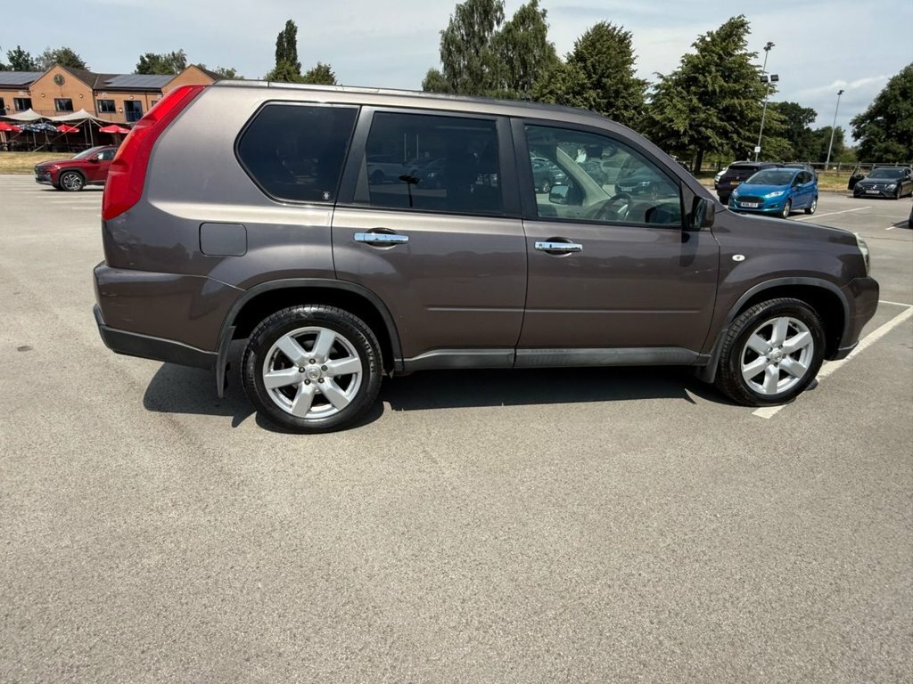 Nissan X-Trail 2.0 Dci Aventura Explorer 4Wd Grey #25