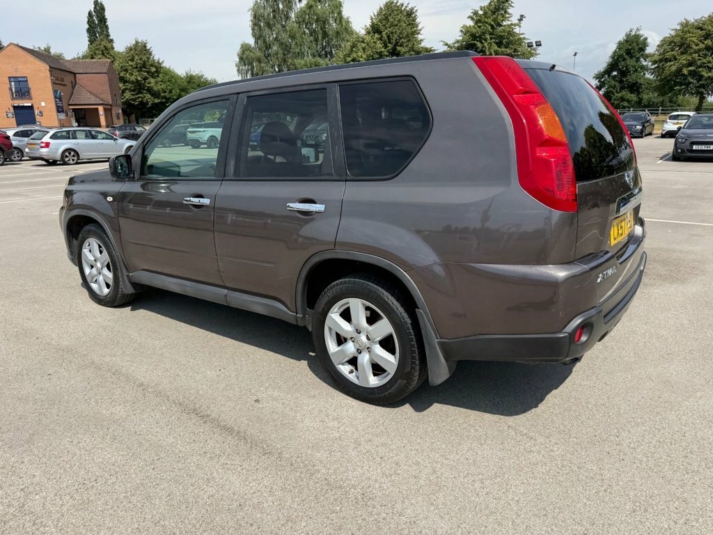 Nissan X-Trail 2.0 Dci Aventura Explorer 4Wd Grey #42