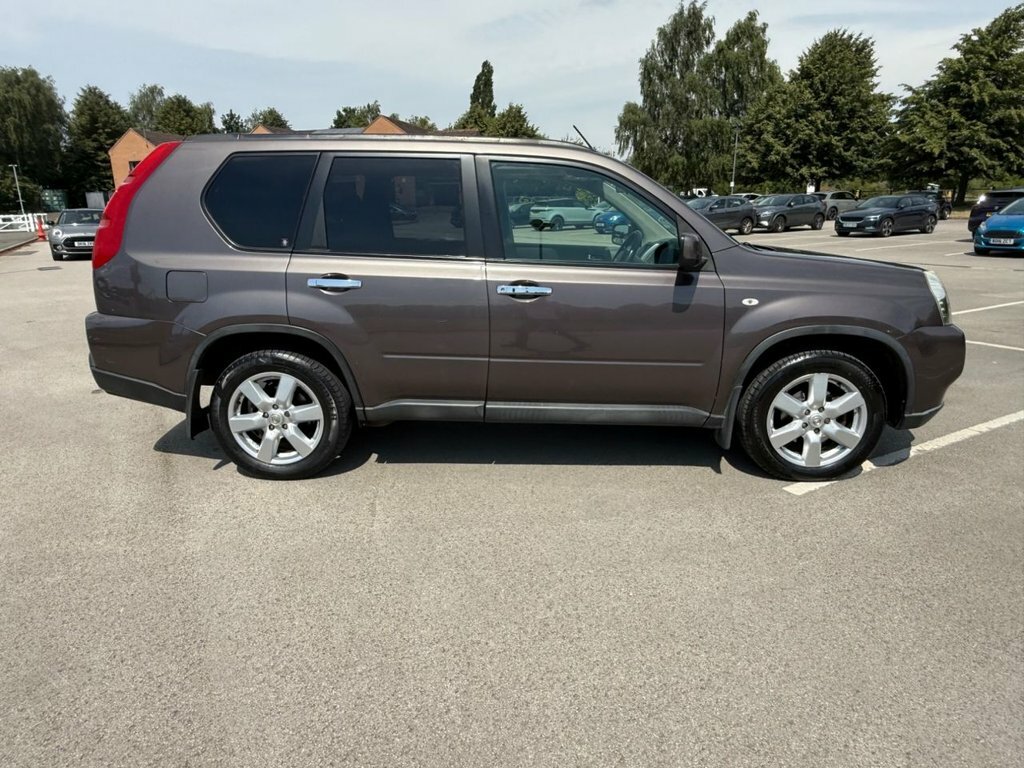 Nissan X-Trail 2.0 Dci Aventura Explorer 4Wd Grey #21