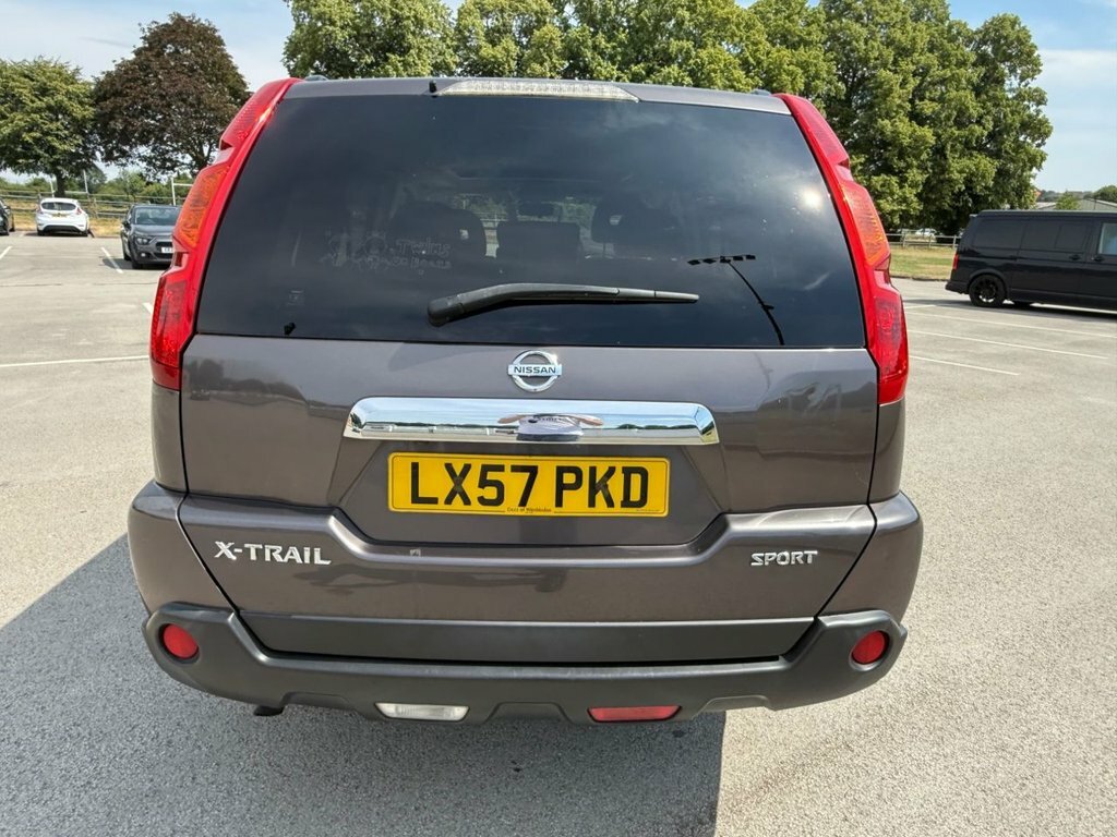 Nissan X-Trail 2.0 Dci Aventura Explorer 4Wd Grey #32