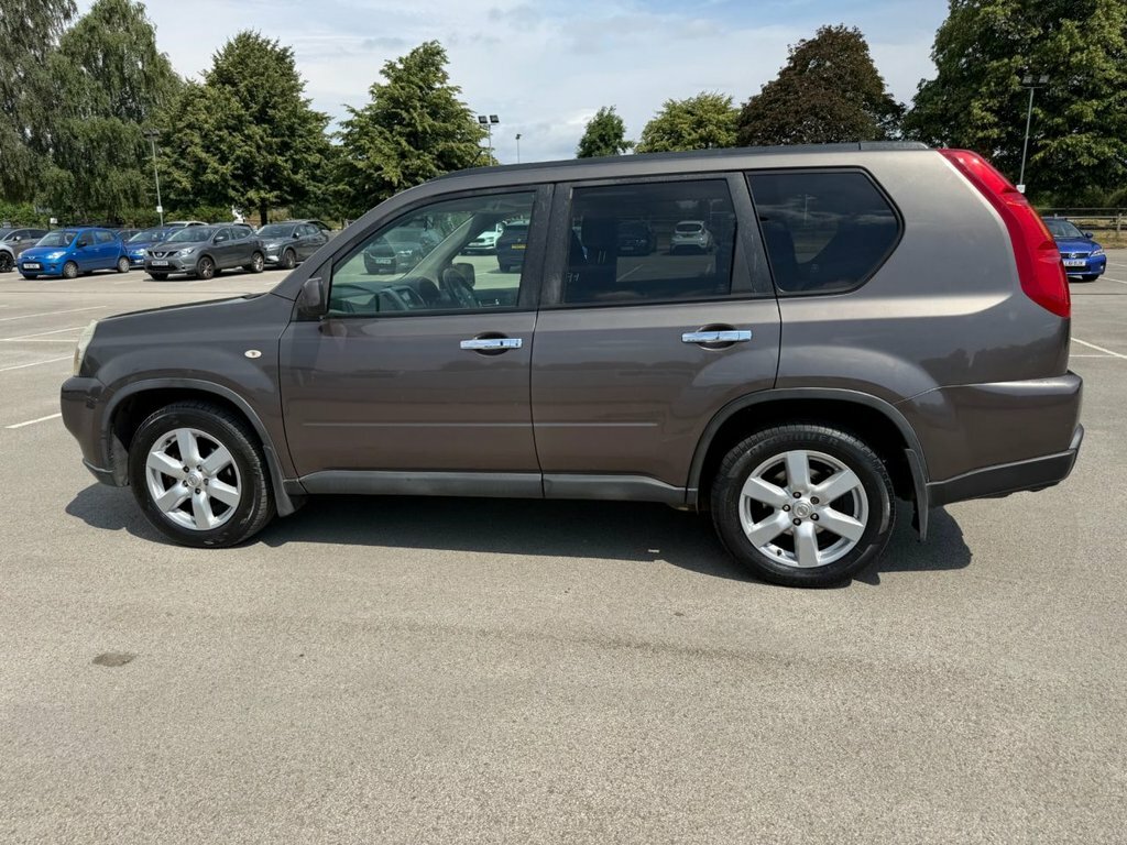 Nissan X-Trail 2.0 Dci Aventura Explorer 4Wd Grey #45