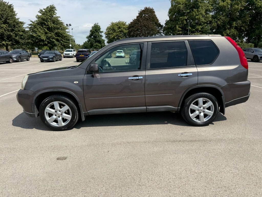 Nissan X-Trail 2.0 Dci Aventura Explorer 4Wd Grey #48