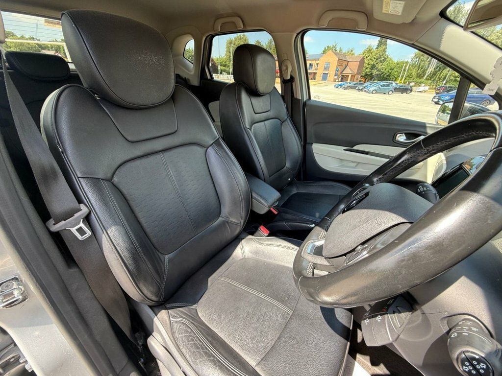 Renault Captur 0.9L Gt Line CA18VHO Silver #3