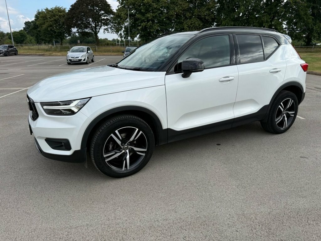 Volvo XC40 1.5L R-design FMZ7306 White #2