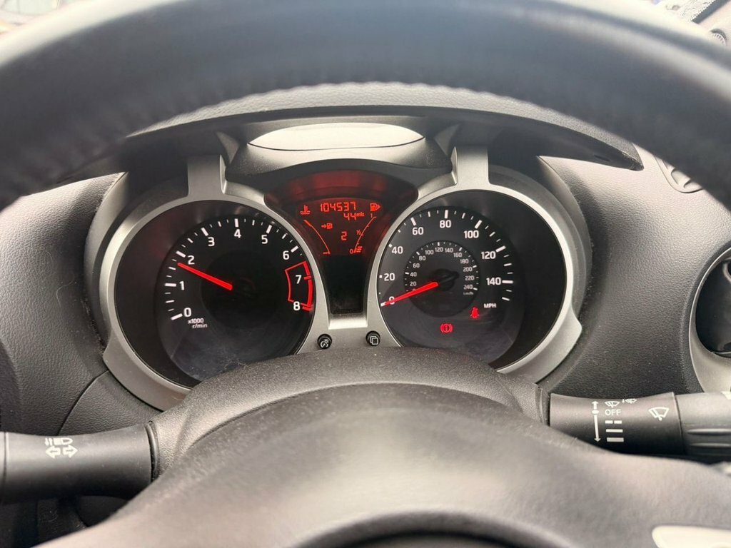 Nissan Juke 1.6L Acenta Premium MX11PDU White #6