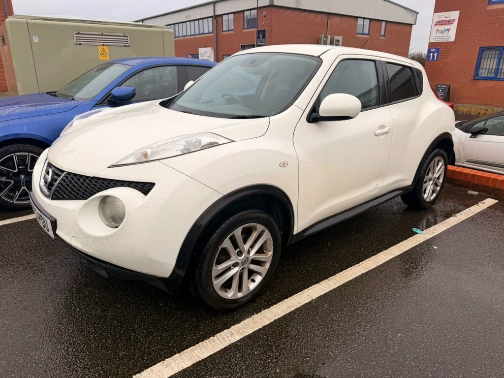 Nissan Juke 1.6L Acenta Premium MX11PDU White #2