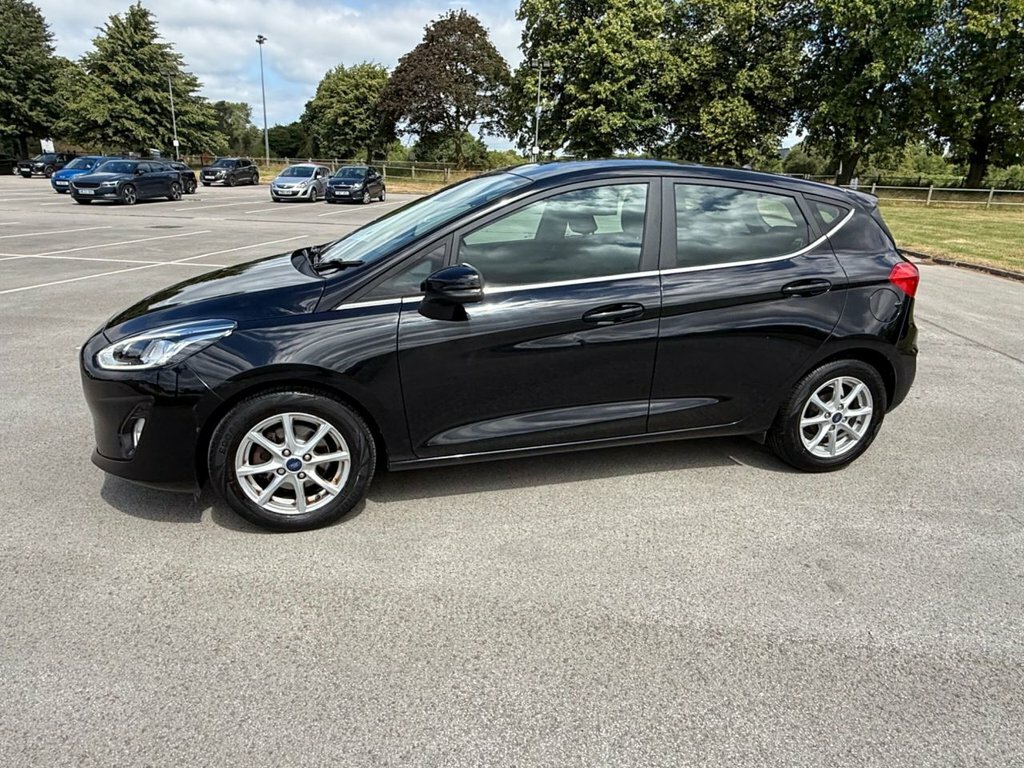 Ford Fiesta 1L Zetec Black #4