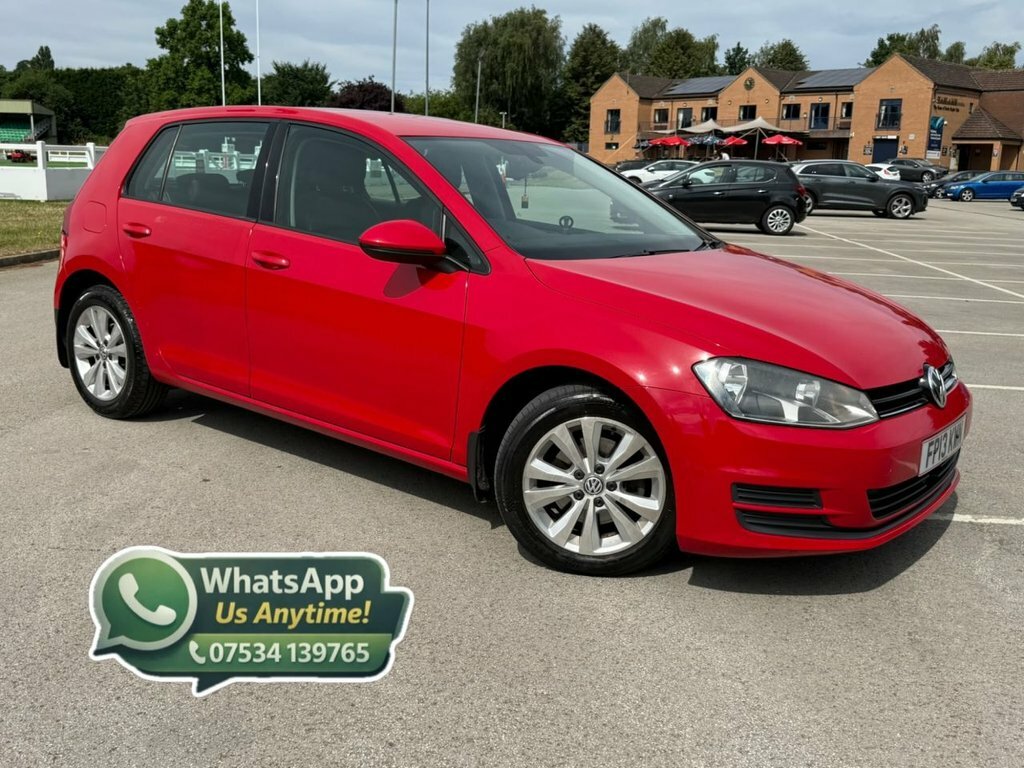 Volkswagen Golf 1.6L Se Red