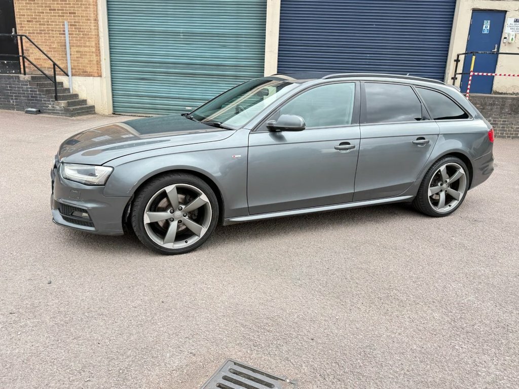Audi A4 Avant 2L Black Edition Grey #2