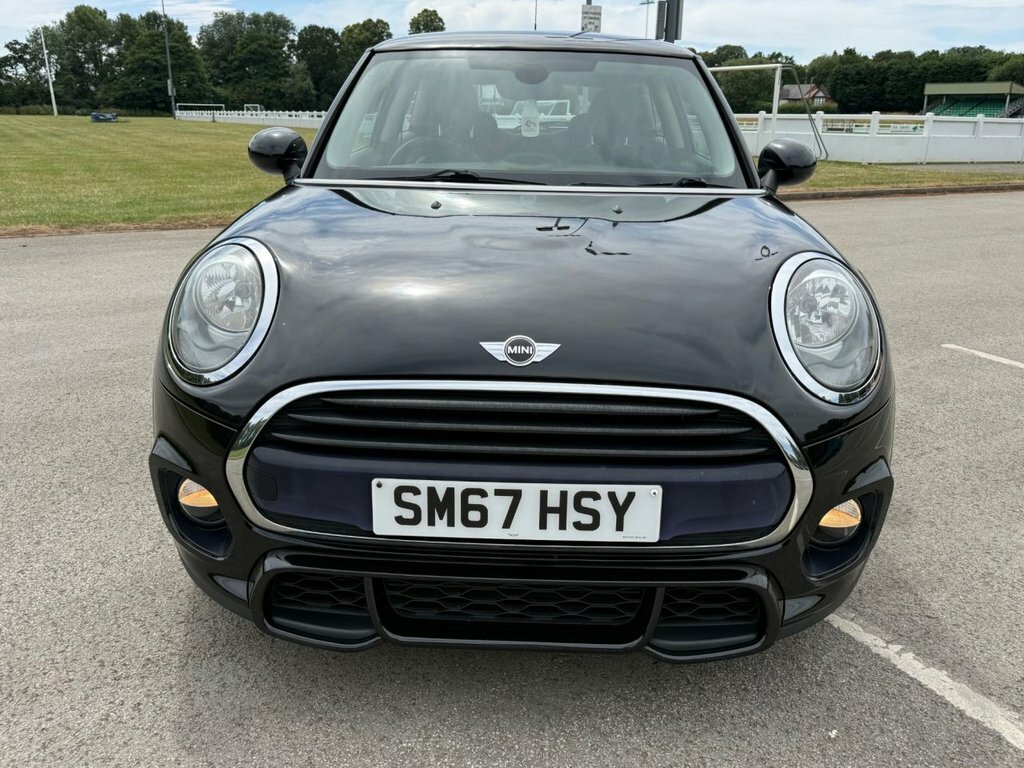 Mini Hatch 1.5L Cooper Black #6