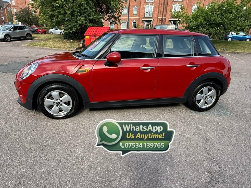 Mini Hatch 1.2L One AX66AOU Red #2