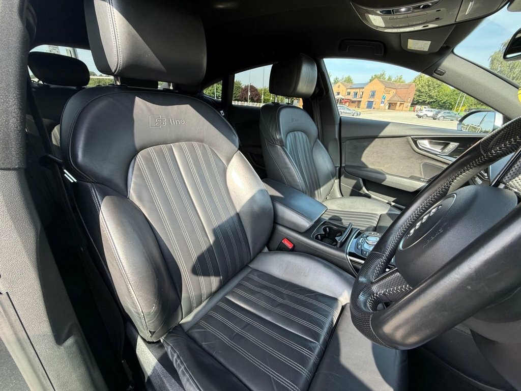Audi A7 3L Black Edition Grey #3
