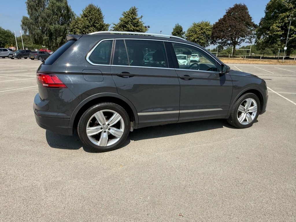 Volkswagen Tiguan 1.5L Match VU20KUE Grey #4