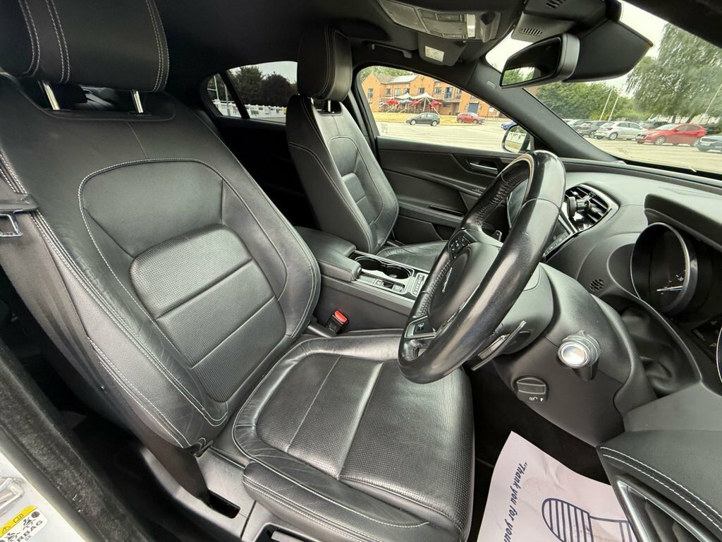 Jaguar XE 2L R-sport White #3
