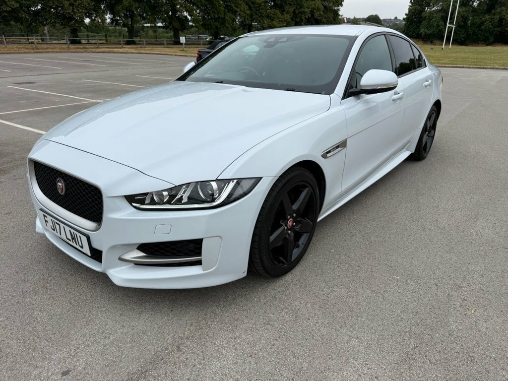 Jaguar XE 2L R-sport White #2