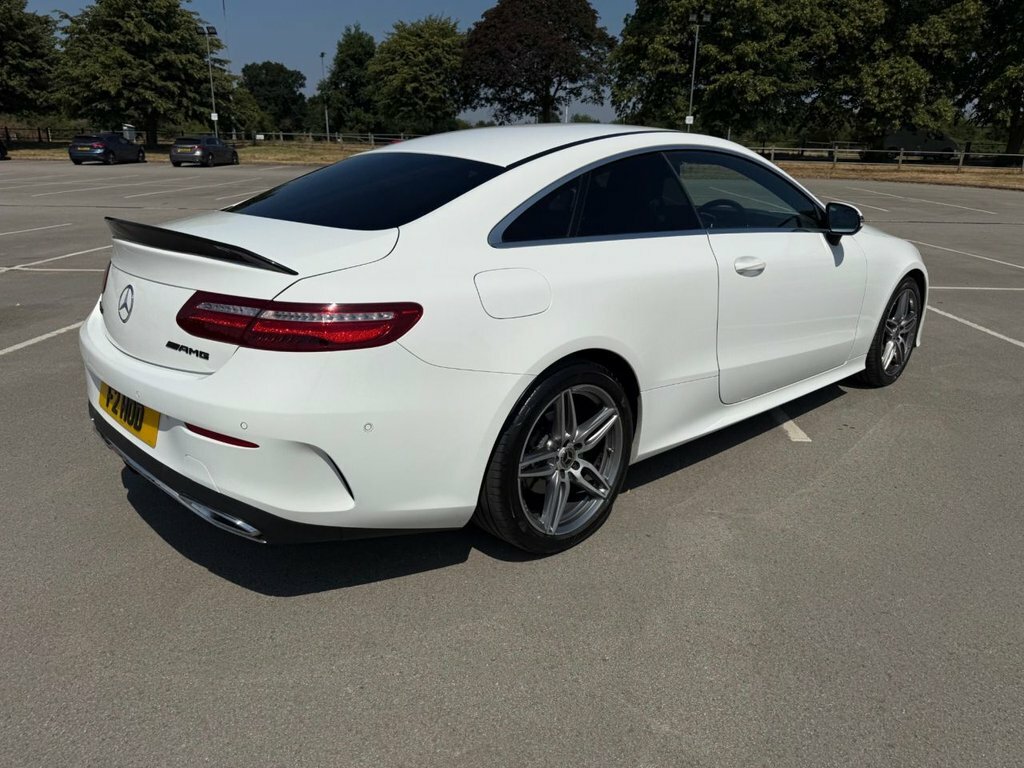Mercedes-Benz E Class 2L Amg Line F2HOD White #5