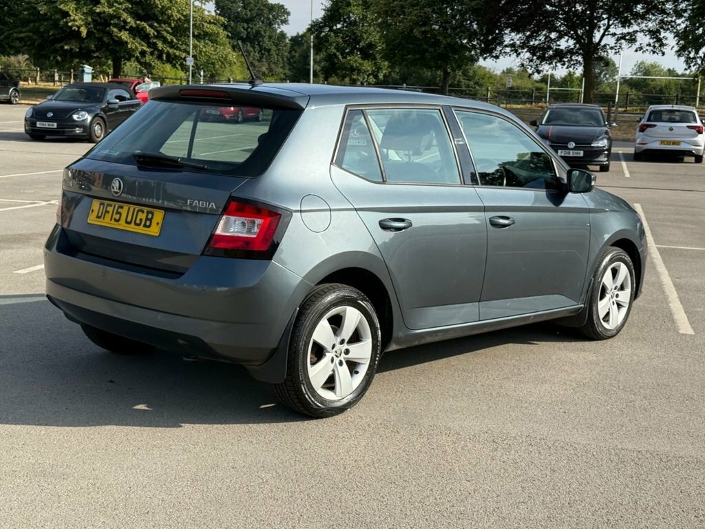 Skoda Fabia 1.2L Se Grey #4