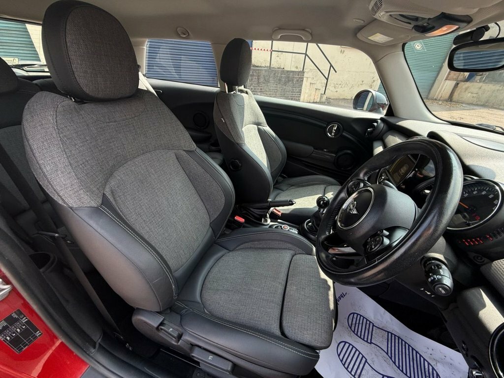 Mini Hatch 1.5L Cooper PJ15ACY Red #3