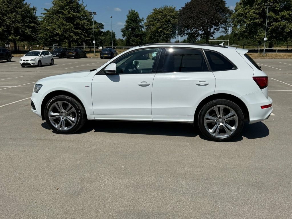 Audi Q5 2014 64 2.0 Silver #20