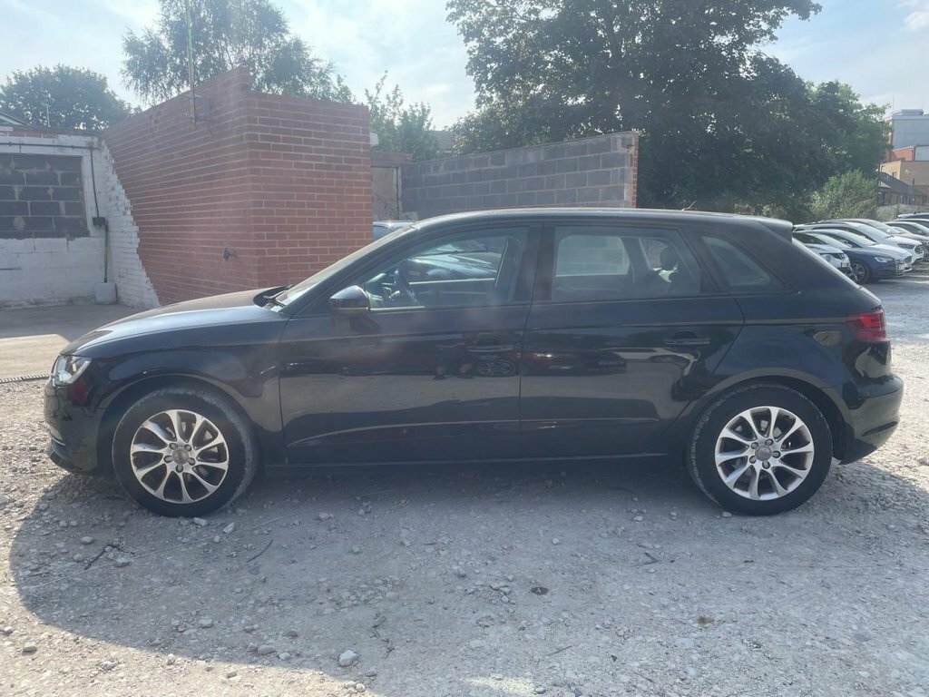 Audi A3 2L Se RE13XDN Black #3
