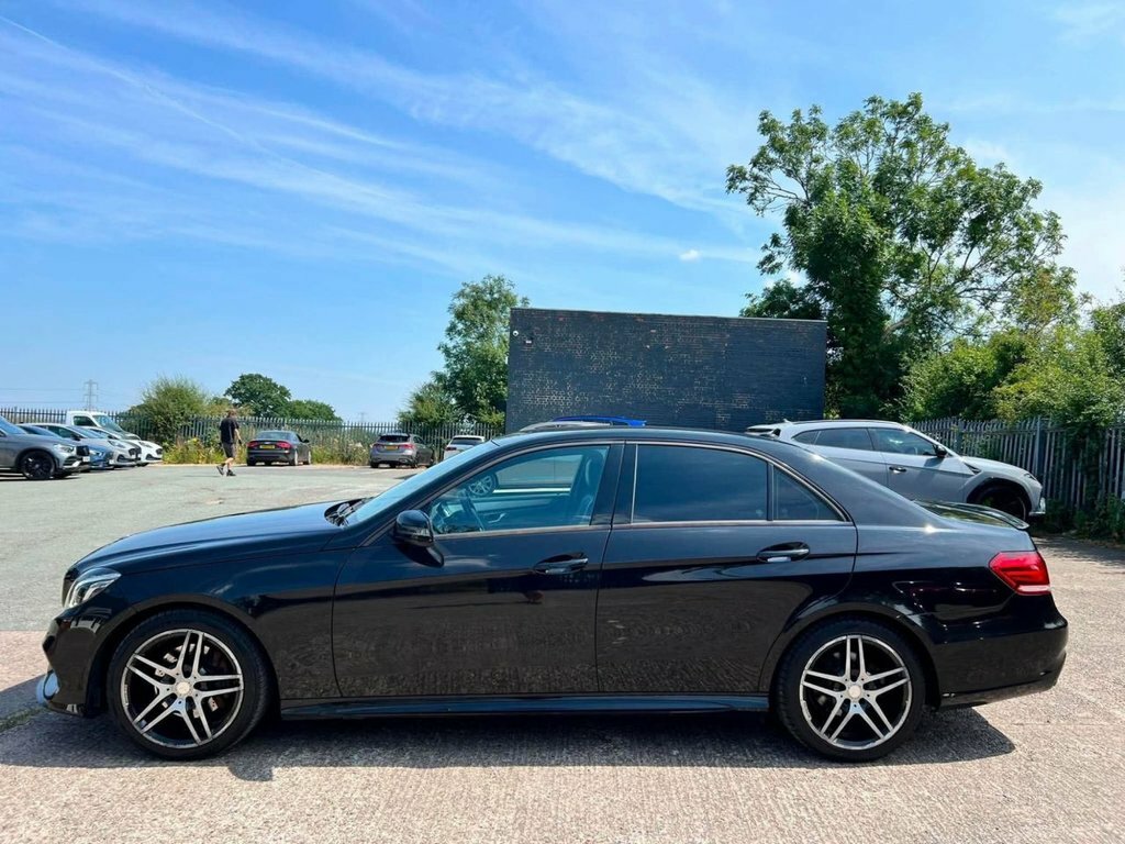 Mercedes-Benz E Class 2.1L Amg Night Edition Black #4