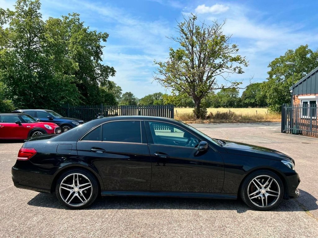 Mercedes-Benz E Class 2.1L Amg Night Edition Black #5