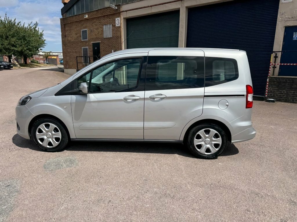 Ford Tourneo Courier Hatchback Black #69