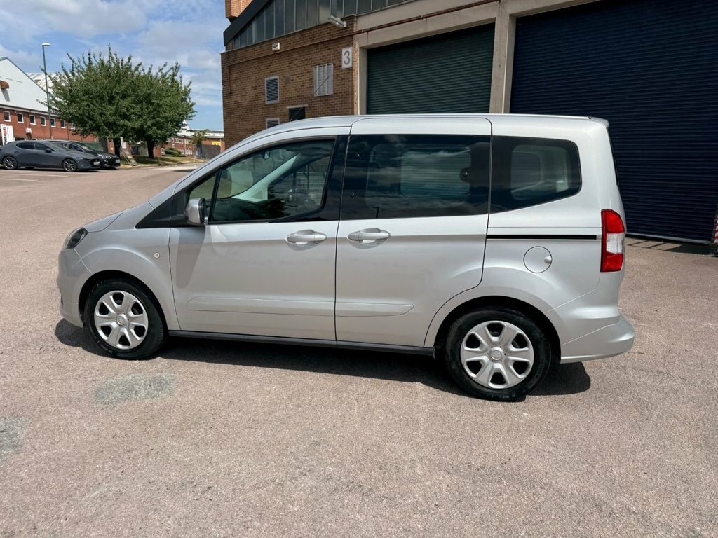 Ford Tourneo Courier Hatchback Black #66