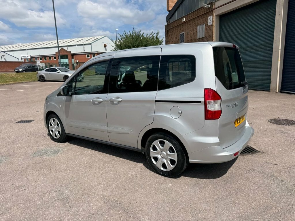Ford Tourneo Courier Hatchback Black #63