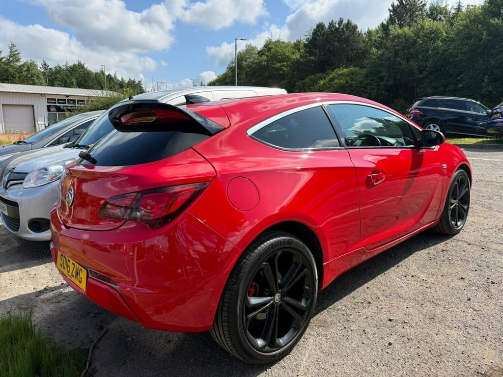 Vauxhall Astra GTC 1.4L Limited Edition Red #2