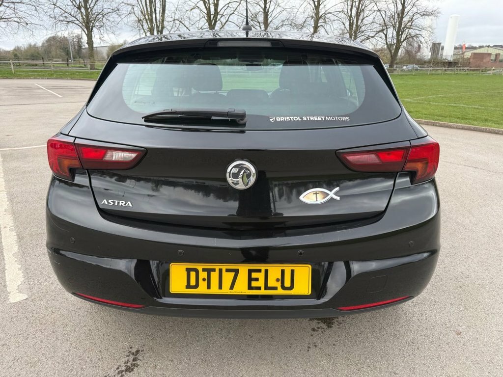 Vauxhall Astra 1.4L Design Black #6
