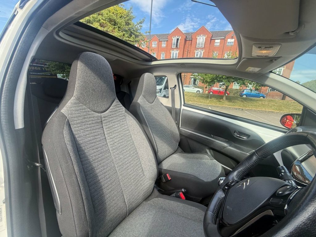 Citroen C1 1.2L Flair White #5