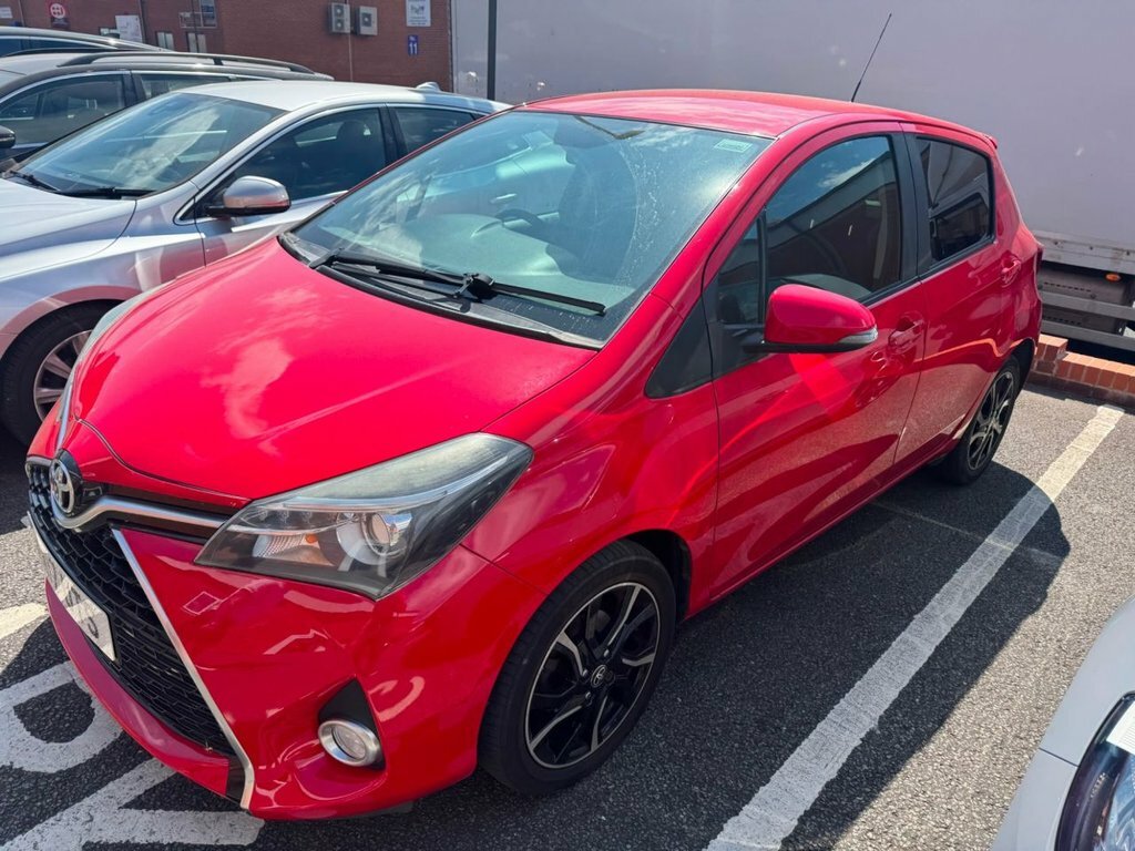Toyota Yaris 1.3L Design Red #2