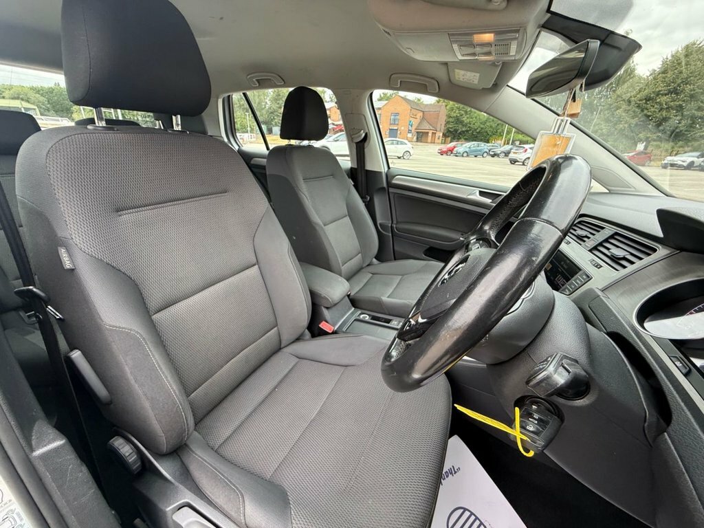 Volkswagen Golf 1L Match Edition Bluemotion Silver #3