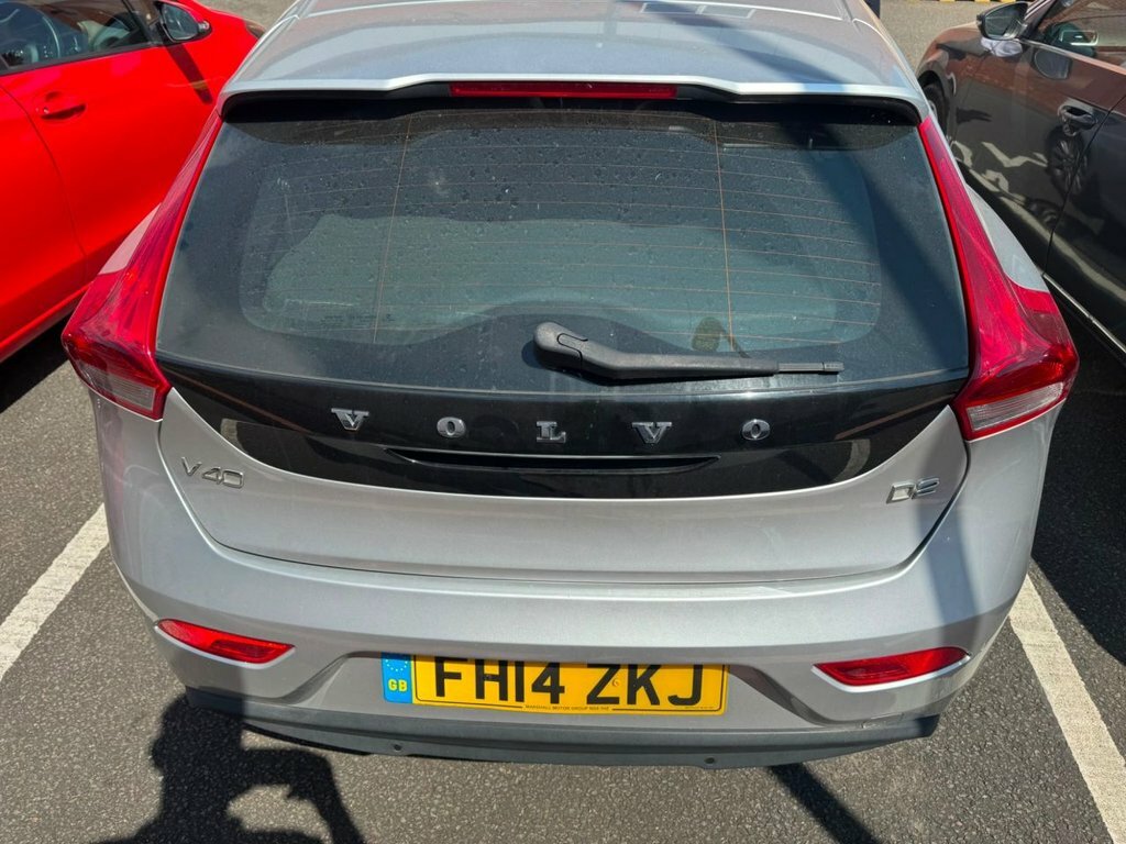 Volvo V40 1.6L Se Lux Silver #5