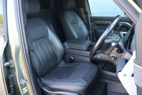 Land Rover Defender 110 S Grey #16