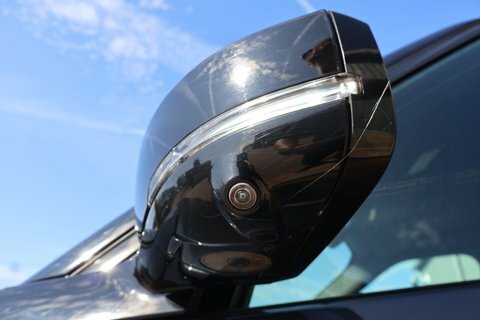 Land Rover Discovery D300 Dynamic Hse #24