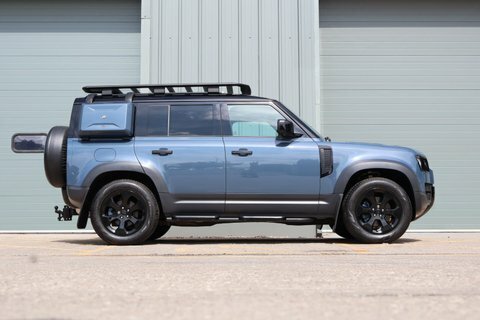 Land Rover Defender 110 D250 S Black #9